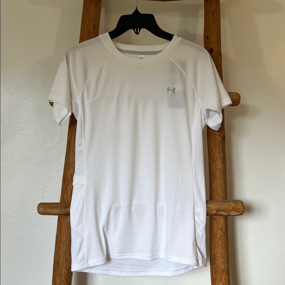 NWTs! Under Armour Women’s Shirt